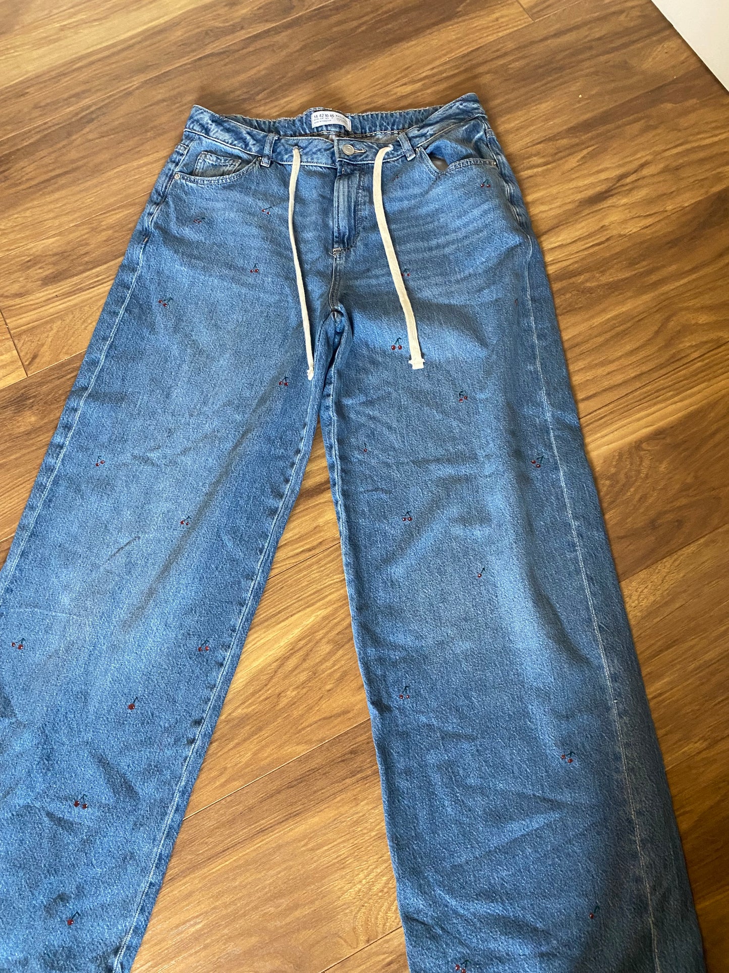 Cherry Jeans