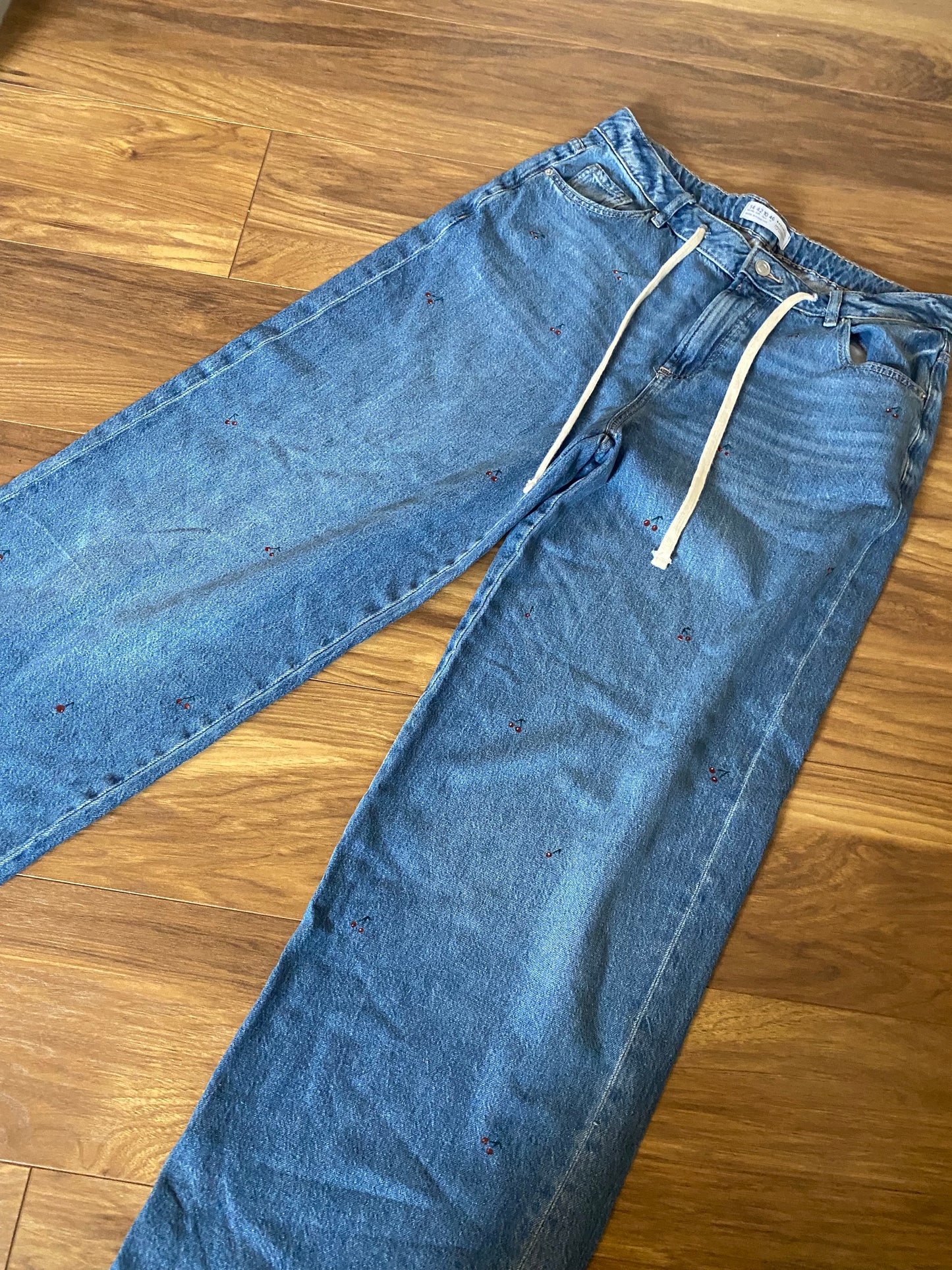 Cherry Jeans