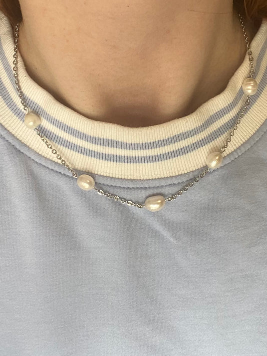 Pearl necklace
